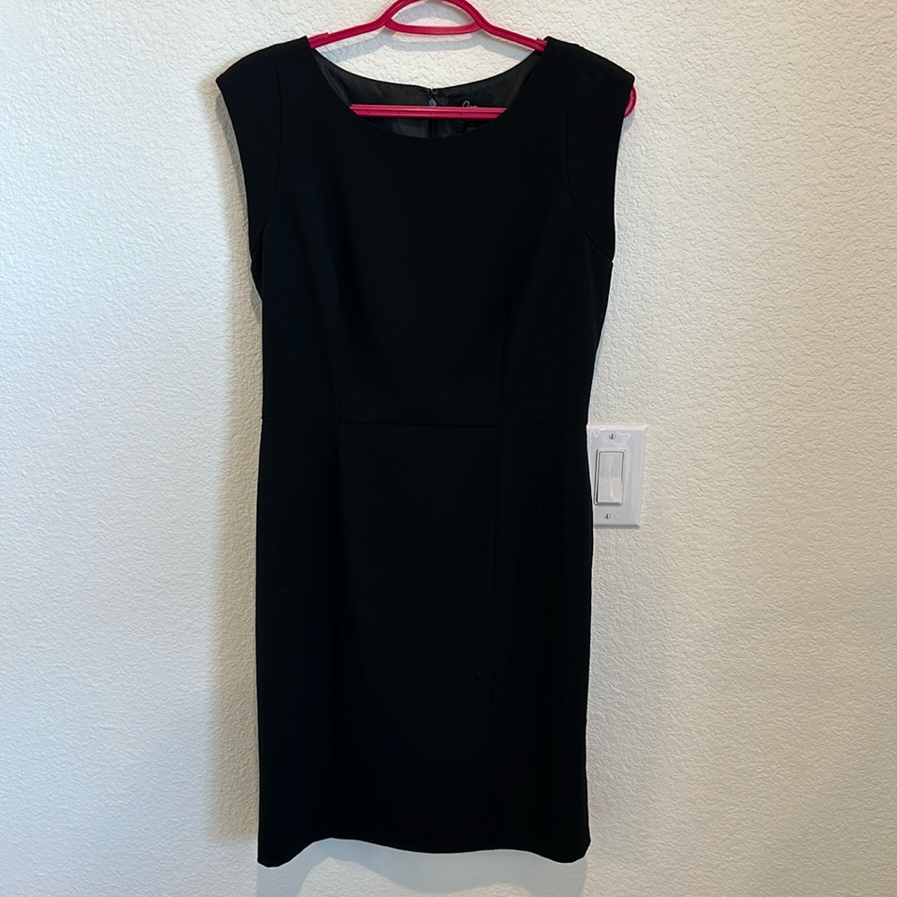 Aqua Women’s Size 6 Black Dress